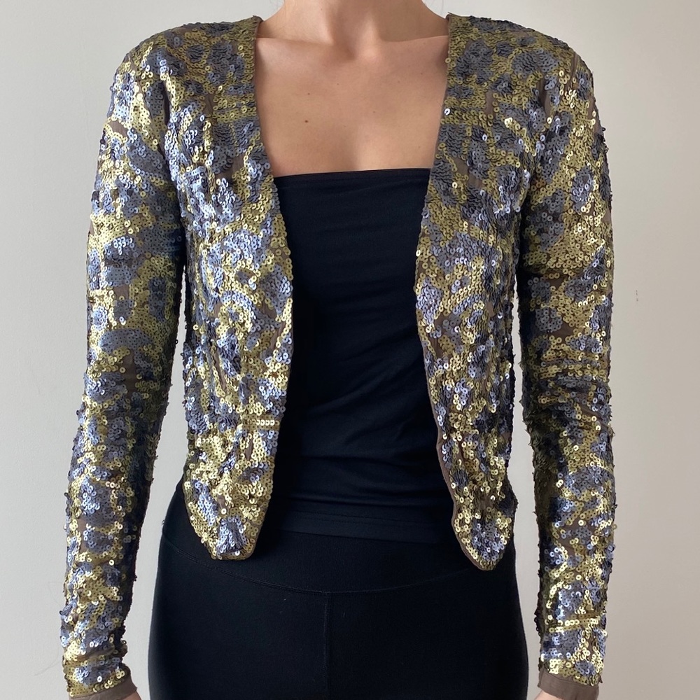 Blazer - Picture 5 of 5